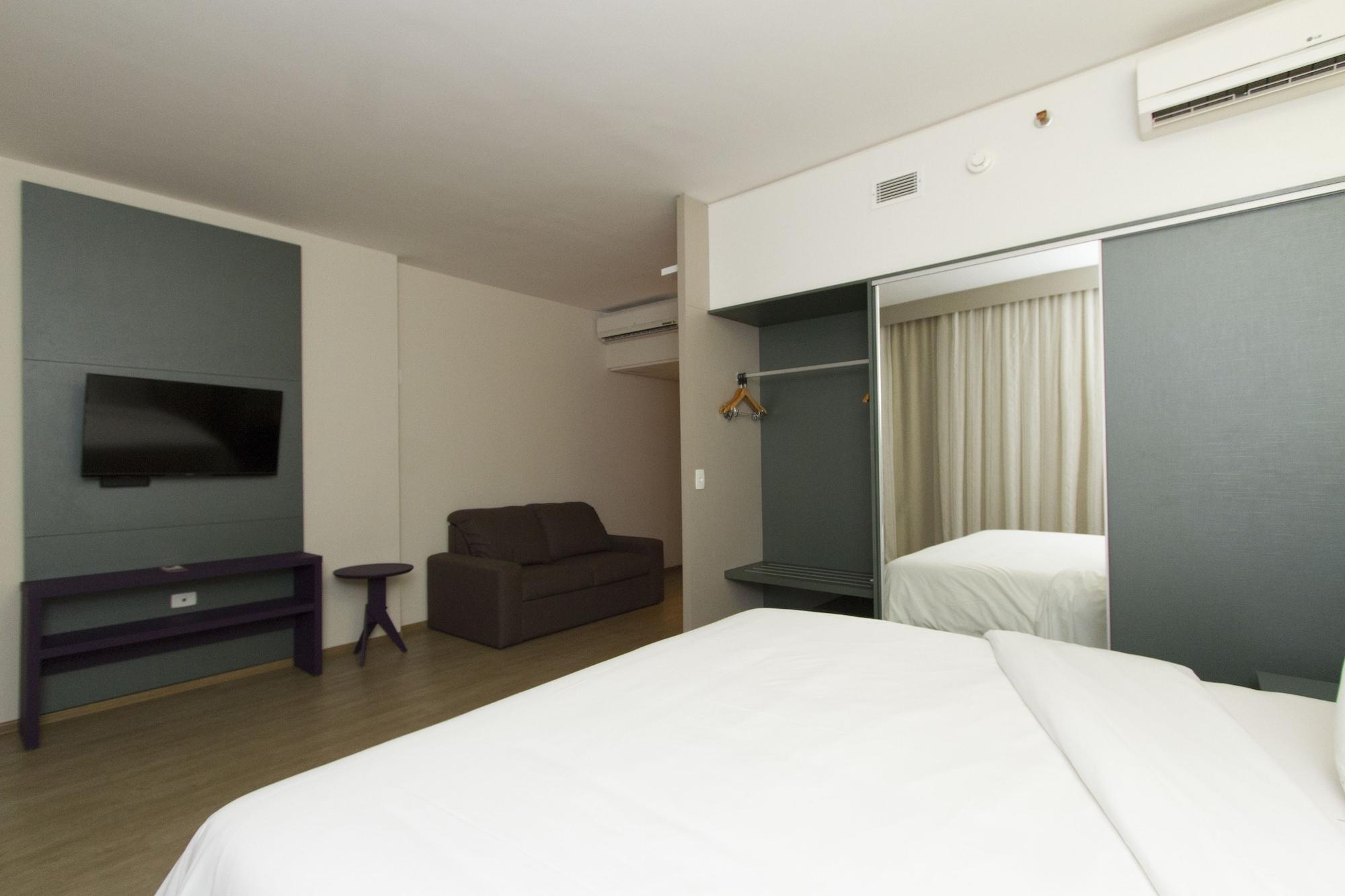 Hotel Esuites Virginia Luxemburgo Bh