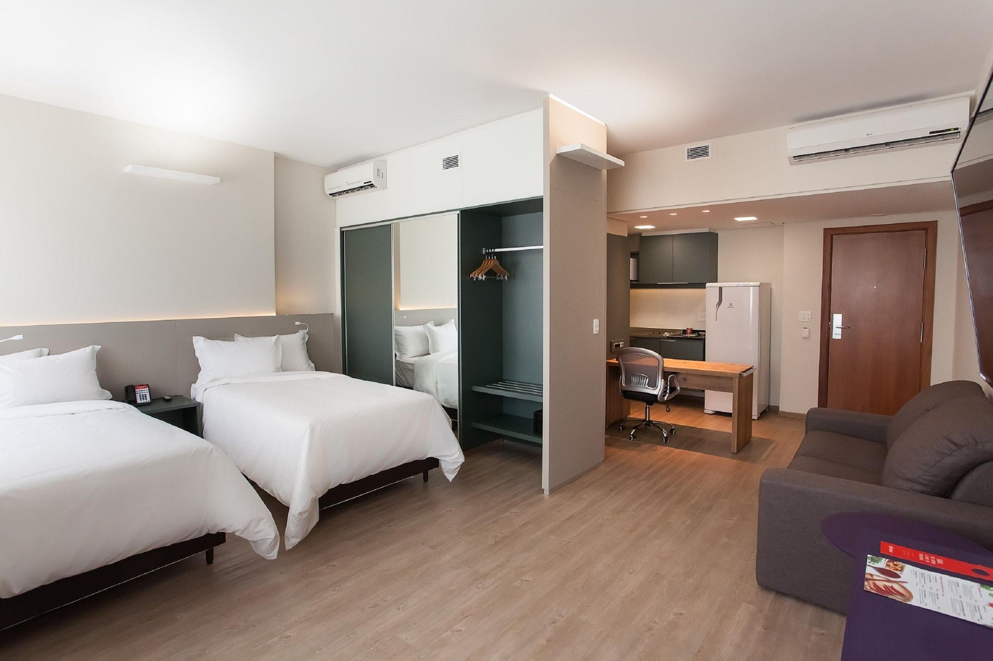 Hotel Esuites Virginia Luxemburgo Bh 4*