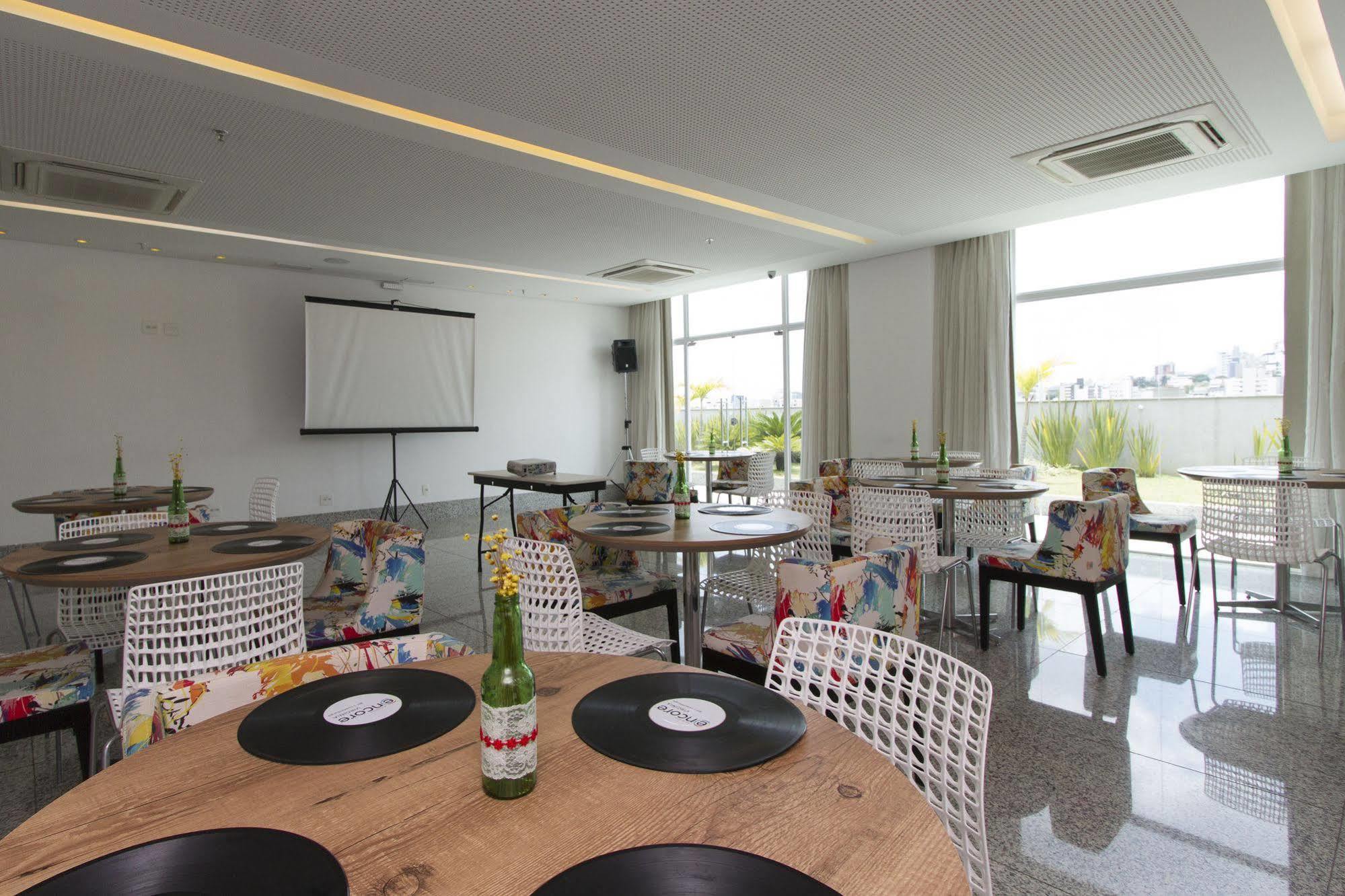 Esuites Virginia Luxemburgo Bh Hotel Belo Horizonte